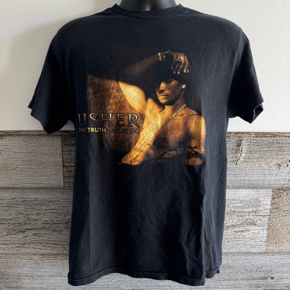 Vintage Usher 2004 The Truth Tour Concert Shirt Medium Tennessee River Y2K (H1) - Picture 1 of 7